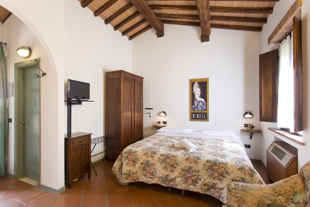 Borgo Delle More มอนติปุลเชียโน ภายนอก รูปภาพ