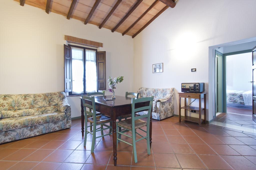 Borgo Delle More มอนติปุลเชียโน ภายนอก รูปภาพ