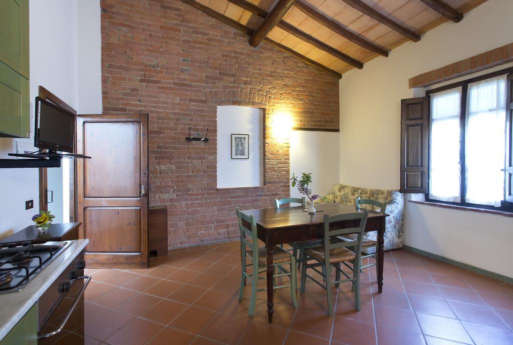 Borgo Delle More มอนติปุลเชียโน ภายนอก รูปภาพ