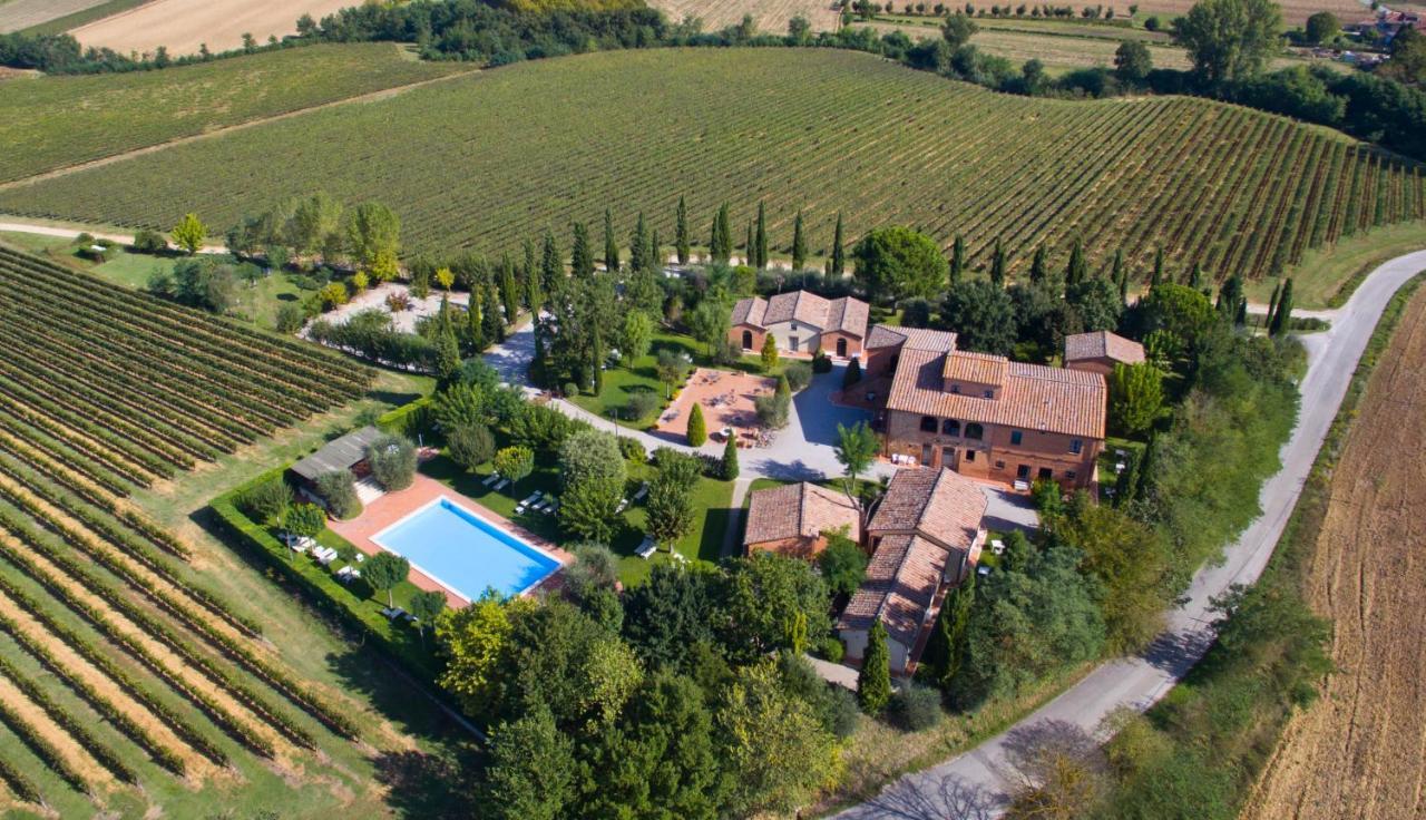 Borgo Delle More มอนติปุลเชียโน ภายนอก รูปภาพ