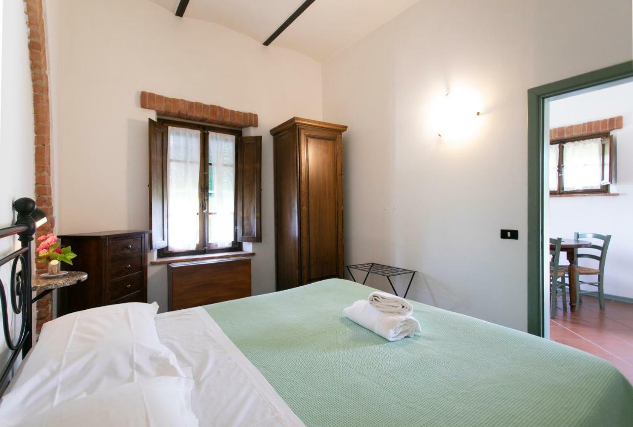 Borgo Delle More มอนติปุลเชียโน ภายนอก รูปภาพ